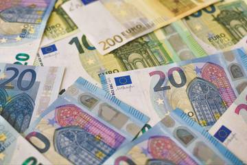  Budget : la contribution exceptionnelle des entreprises est "un impôt sur le made in France" pour le directeur financier de LVMH