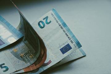 Inflatie daalt iets, maar blijft hoog: 10,2 procent in mei volgens Europese rekenmethode