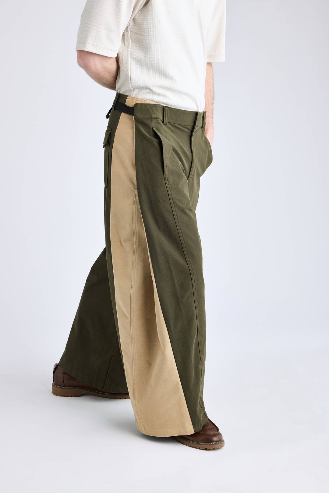 Uniqlo ‘Everyday Re.Imagined’ collection with Central Saint Martins graduates