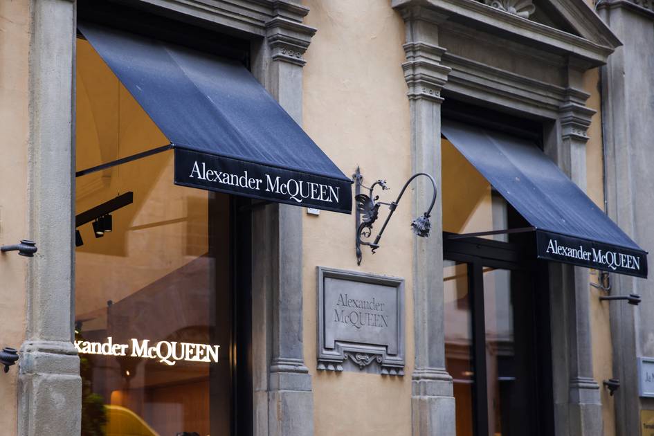 Sanierung-bei-Kering-McQueen-erw-gt-laut-Gewerkschaften-Entlassungen-in-Italien