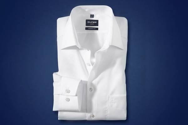 OLYMP vince il test per la migliore camicia bianca no-stiro