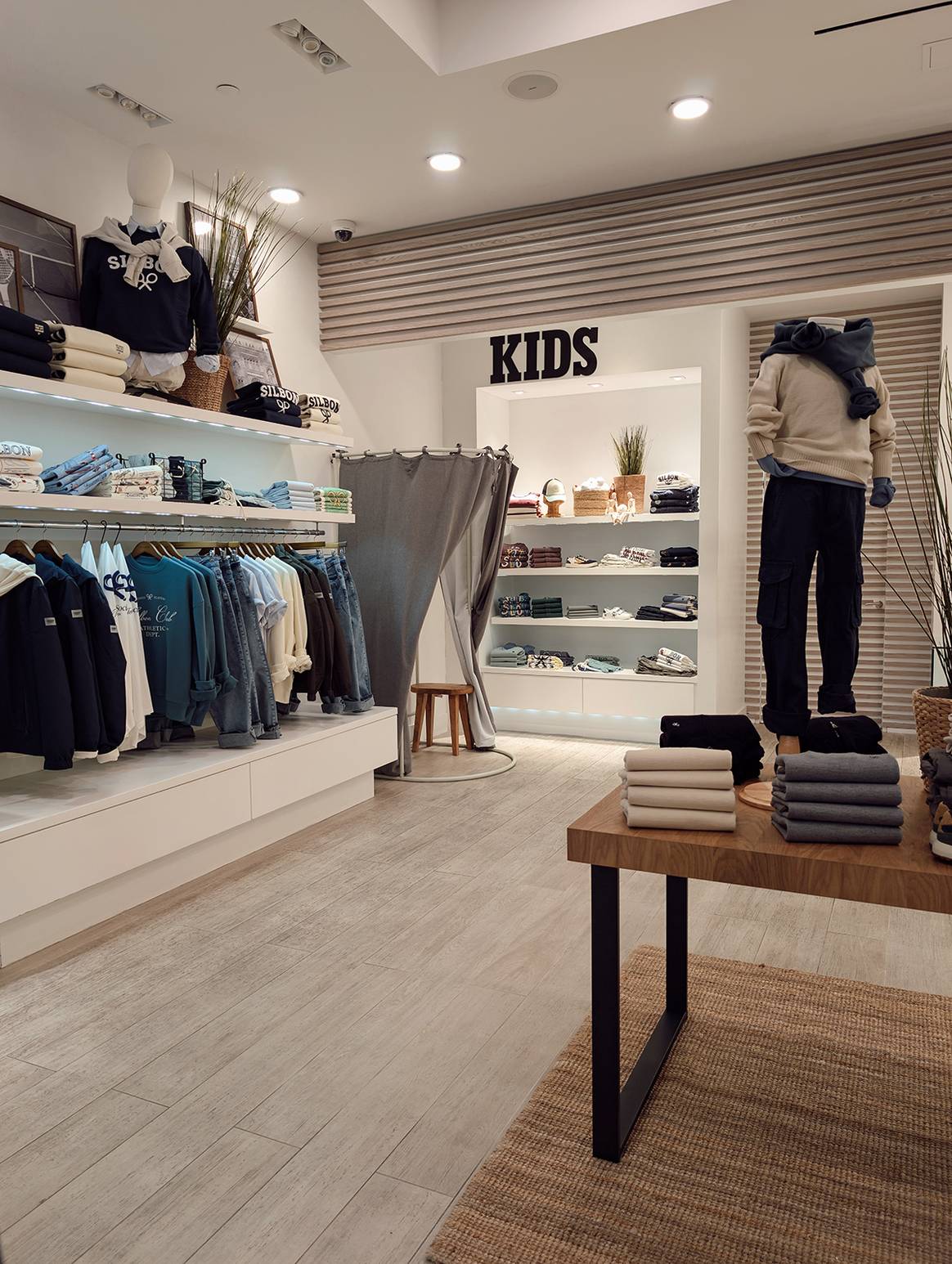 Tienda de Silbon en el centro comercial Aventura Mall de Aventura, Miami-Dade (Florida).