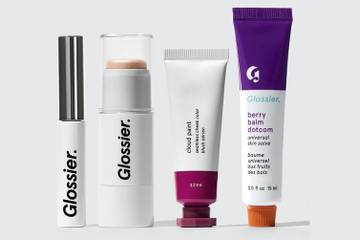 Glossier lays off retail workers