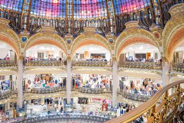 Galeries Lafayette franquicia 11 de sus centros