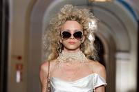 Barcelona Bridal Fashion Week celebra el legado punk-romántico de Vivienne Westwood 
