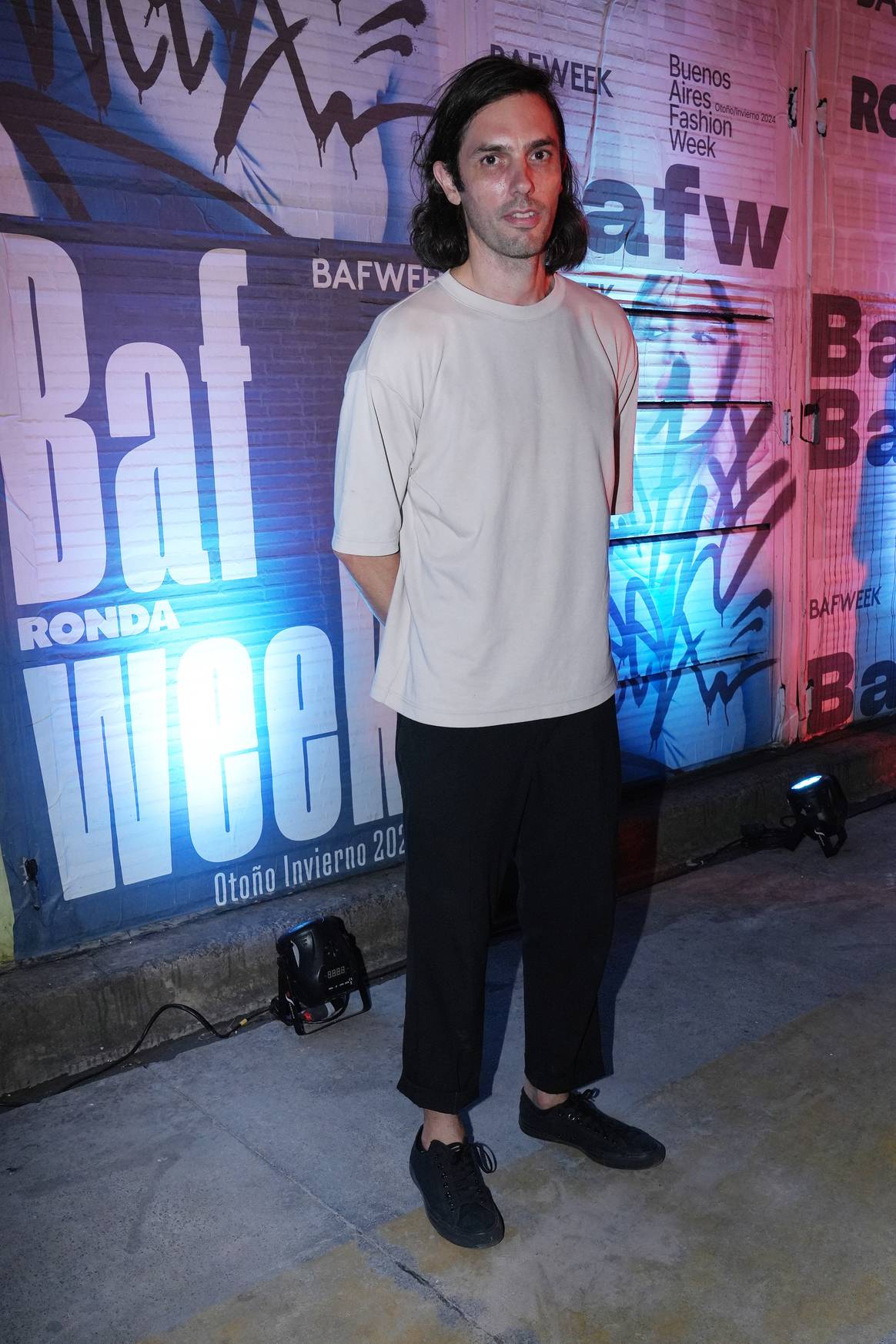 El diseñador Juan Hernandez Daels, de la marca Sadaels en el lanzamiento de Bafweek FW2024