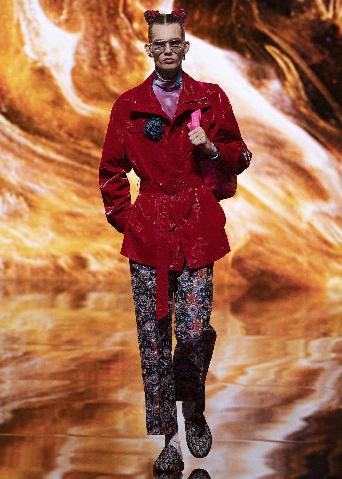 Dior unveils a joyful and psychedelic men's collection online