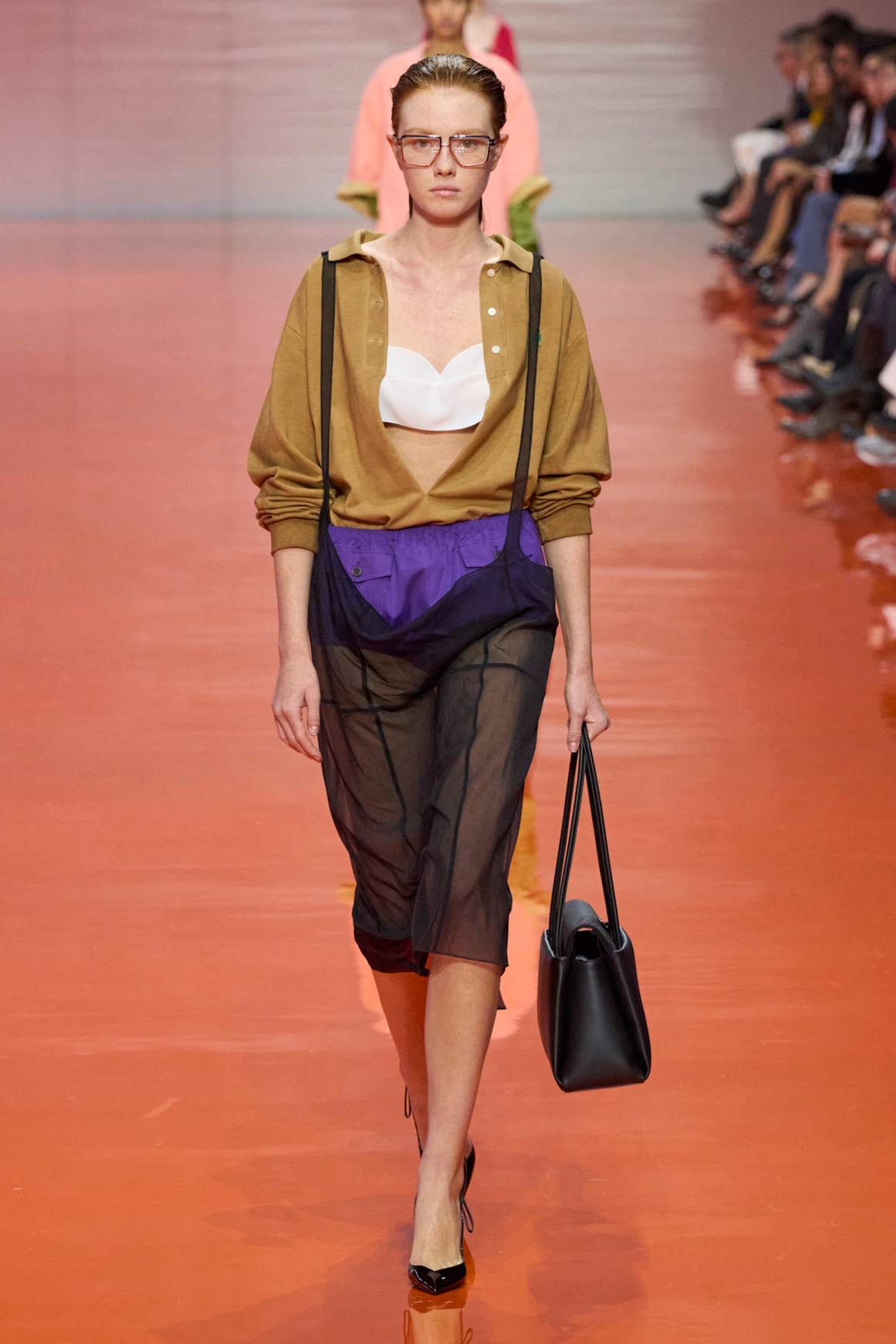 Credits: Prada SS26 tan polo ©Launchmetrics/spotlight
