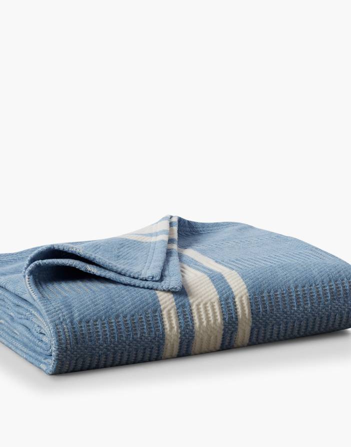 Coyuchi® Cirrus Supersoft Organic Cotton Throw Blanket | Madewell
