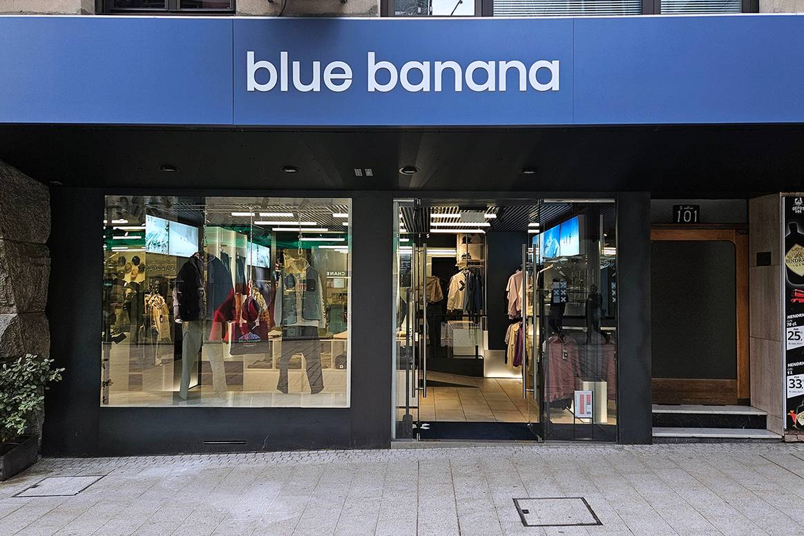 Tienda de Blue Banana en la avenida Meritxell de Andorra la Vella (Andorra).