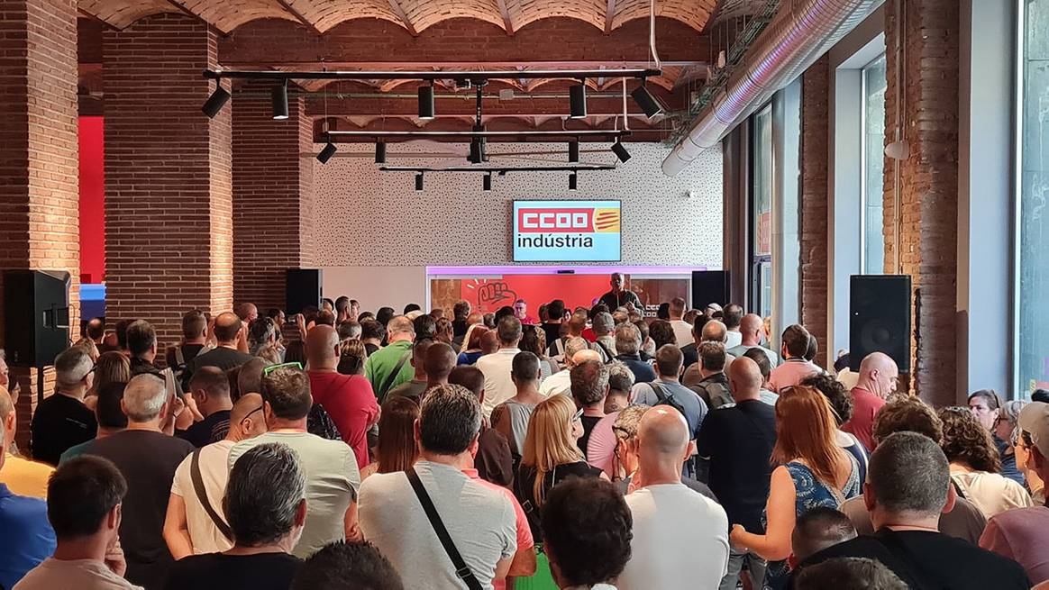 Asamblea de delegados de CCOO en las industrias del textil, química y cárnica, el lunes 8 de julio de 2024 en Barcelona (España).