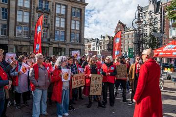 Zaterdag hele dag staking bij De Bijenkorf in Amsterdam