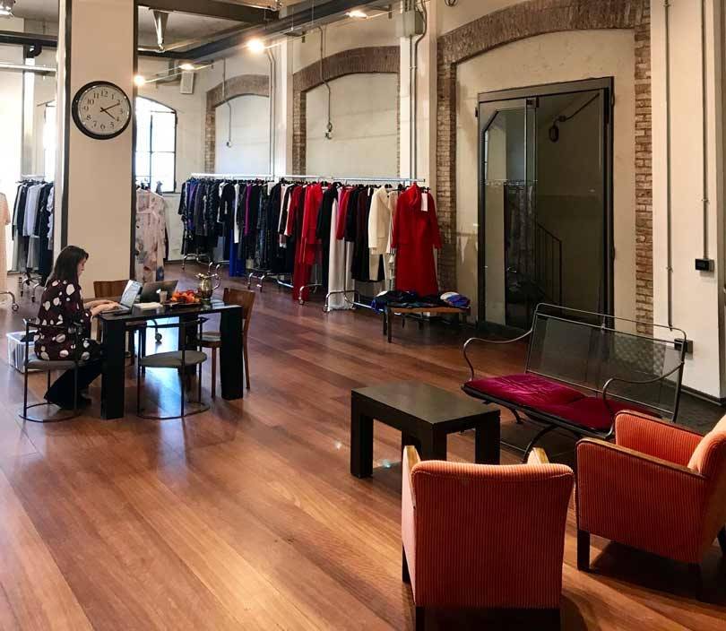 Свыше 100 владельцев бутиков из России посетили Showroom Moscow Russian Designers в Милане