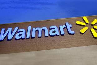 Wal-Mart eliminates corporate jobs