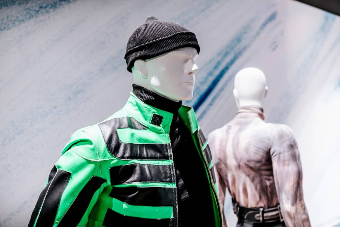 Expo Activewear in Modemuseum Hasselt legt kruisbestuiving sport en mode bloot