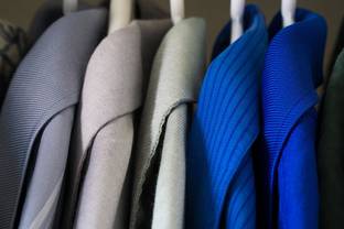 Caen las importaciones y la producción de ropa en Argentina