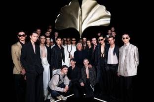 MFW: Emporio Armani punta su giacche chimono e tuniche