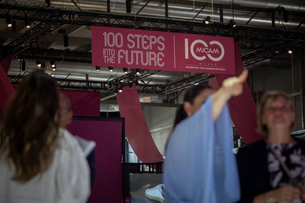 Micam presenta una trend guide e un’area tendenze basata su dati e generata dall’intelligenza artificiale