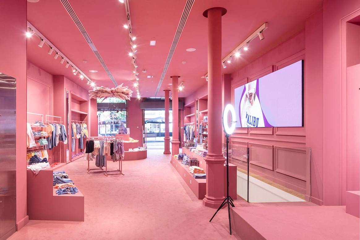 Mango se abre a la “generación TikTok” con la primera pop-up de su línea “Mango Teen”