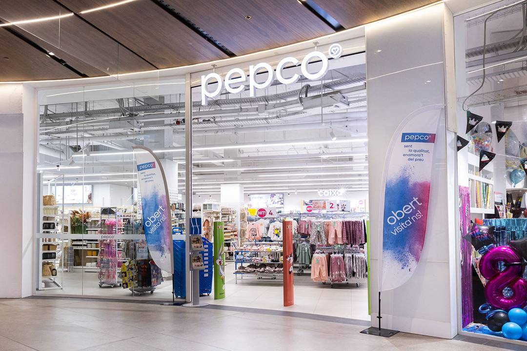 Tienda de Pepco en el centro comercial Diagonal Mar de Barcelona (España).