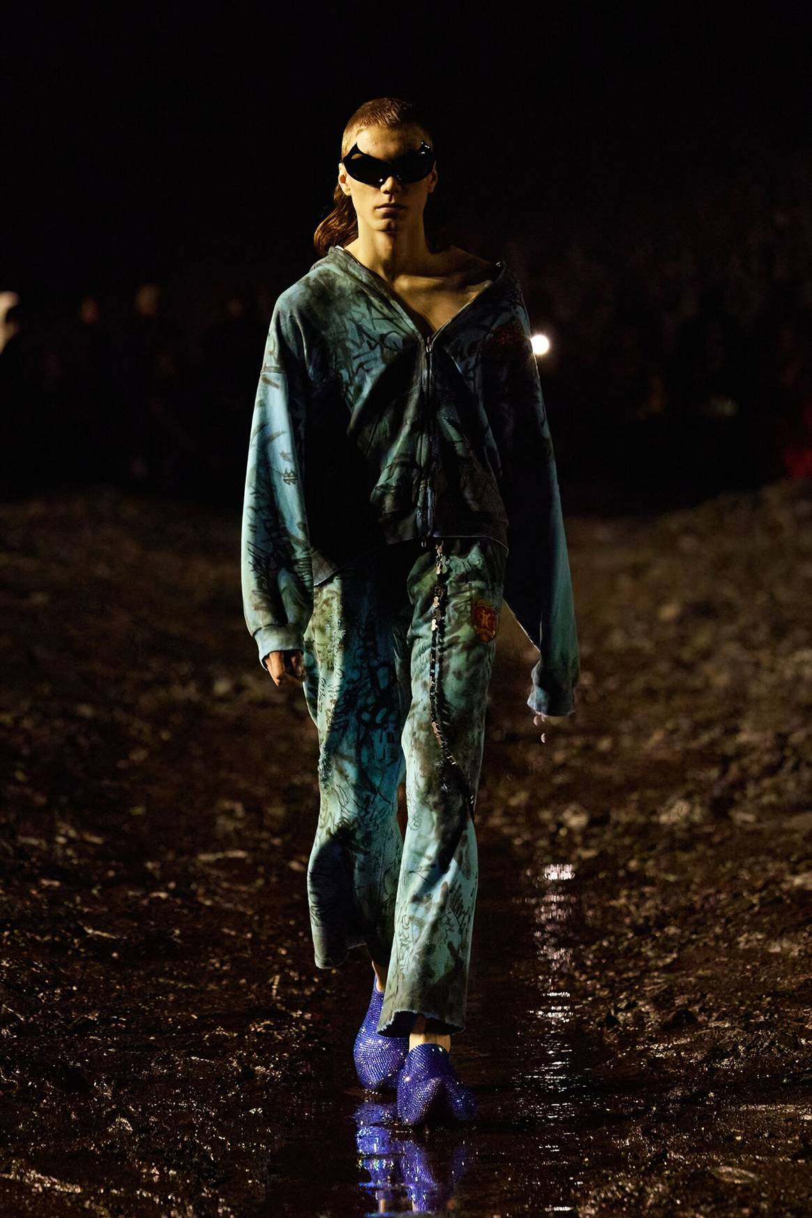 Photo Credits: Balenciaga, desfile de presentación de la colección prêt-à-porter para hombre y mujer para Verano 2023.