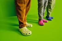 Crocs gewinnt zwei Patentrecht-Klagen 