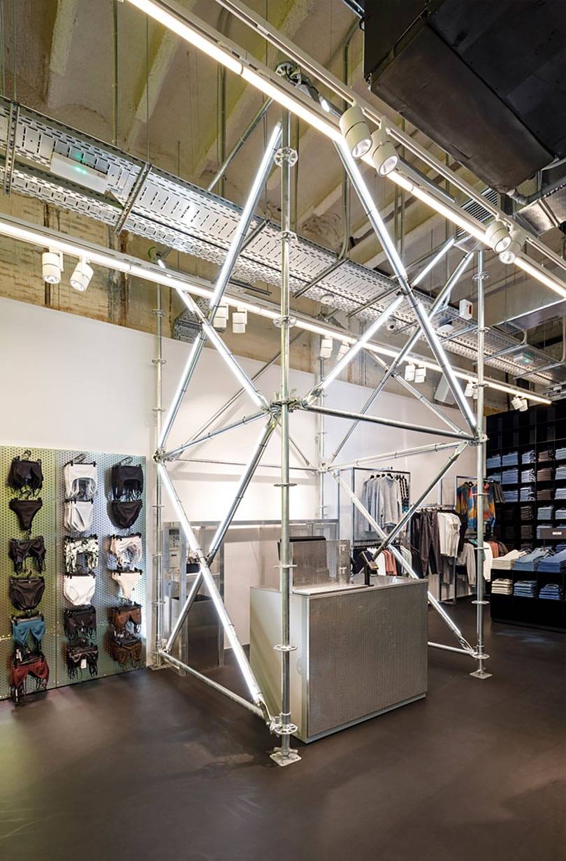 Weekday abre las puertas de su primera tienda en España