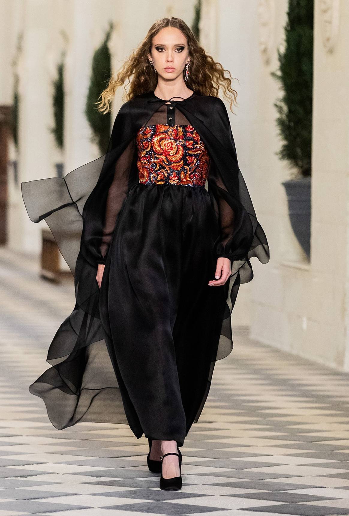 Chanel se embruja del romanticismo del Loira en su última colección Métiers D’art