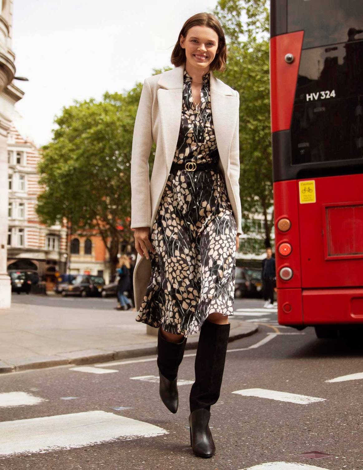 H&M lanza una colección cápsula junto a la firma británica Richard Allan