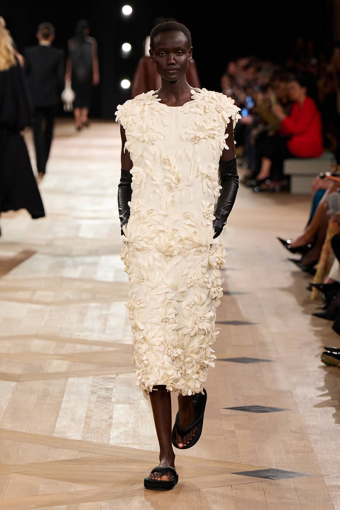Balenciaga, desfile de presentación de la colección de mujer “The Heartbeat”, para la temporada Primavera/Verano 2026.