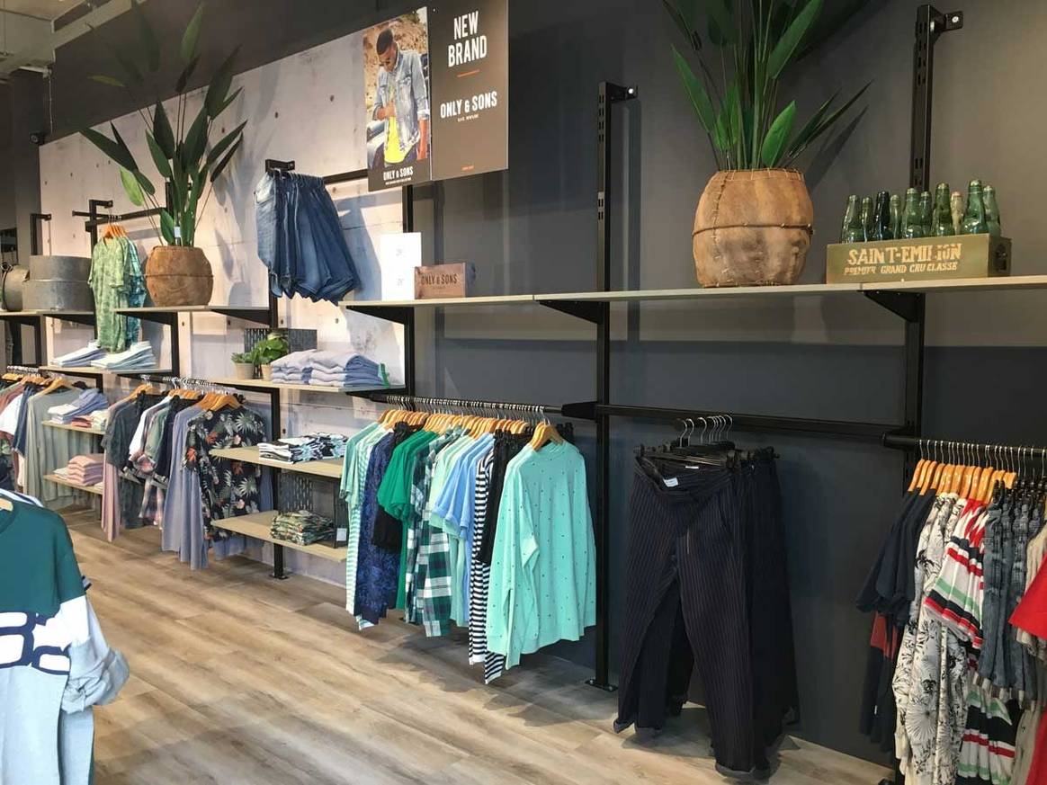 Het succes van Okay Fashion & Jeans: “Je moet je boerenverstand gebruiken”