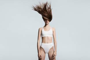 Uniqlo bringt zweite Alexander Wang Kollektion auf den Markt