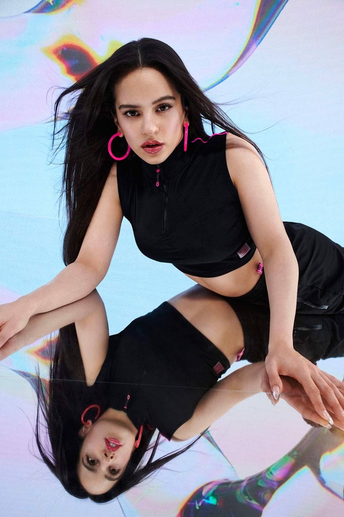 Rosalía y Pull&Bear lanzan una nueva colección cápsula