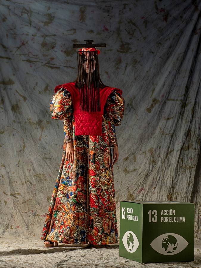 Imagen por cortesía del Fashion Art Institute, de Luis Malibran