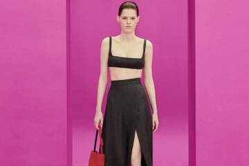 Vidéo: Emilia Wickstead présente sa collection AH21 à LFW