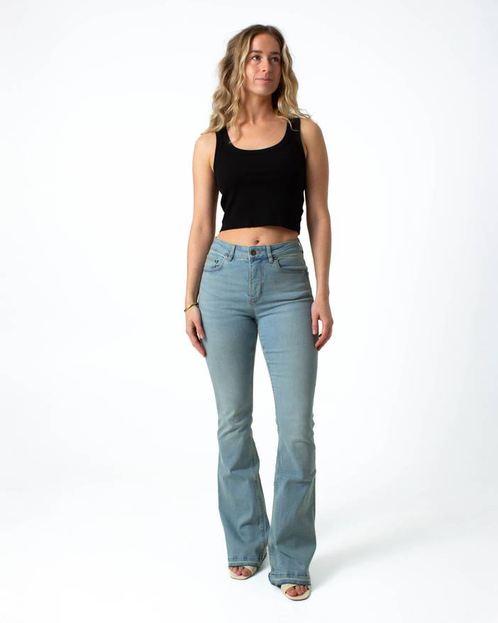 Lisette Flare Overdye Ripped Hem - Duurzame Flared Jeans - Overdye | KUYICHI