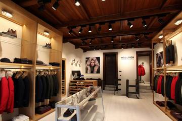 Woolrich Europe apre a Courmayeur