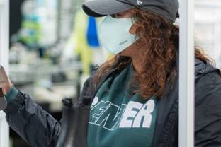 Le tribunal de Versailles suspend l'arrêté sur le pass sanitaire dans les centres commerciaux