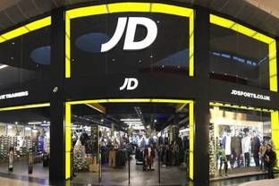 JD Sports meldet stabilen Jahresumsatz und niedrigeren Gewinn