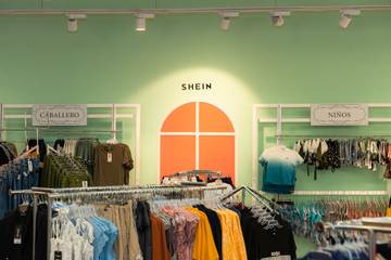 Shein avanza decidida a implantar mundialmente su marketplace, con marcas como Skechers