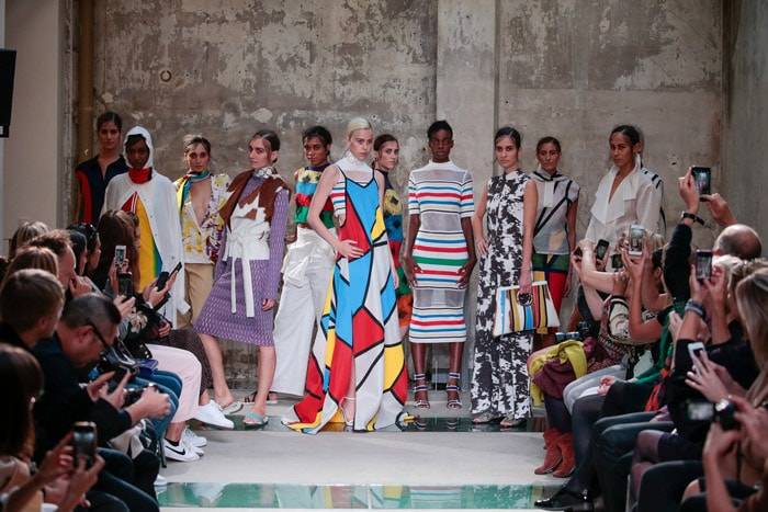 La planète mode débarque mardi à Paris, Balenciaga très attendu