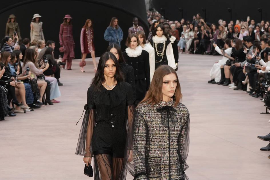 Chanel plays with proportions as Paris Fashion Week wraps up