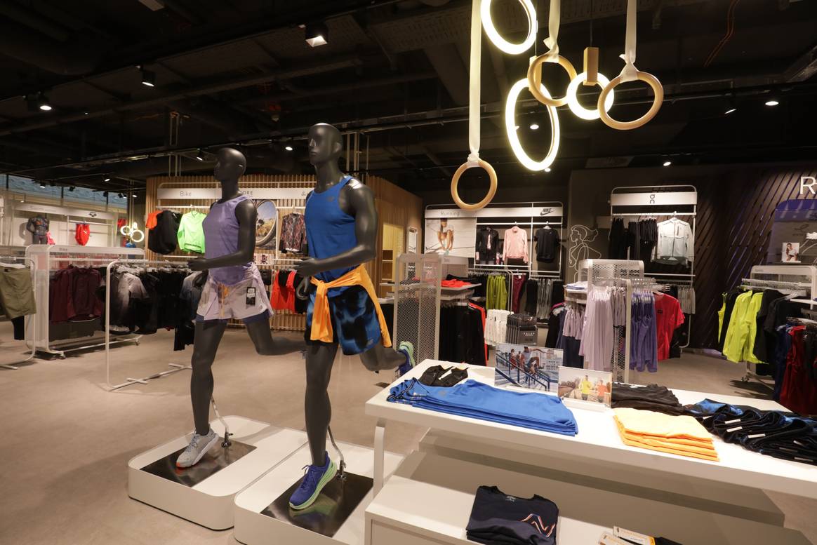 Intersport Stommen in Essen |  Foto: Marc Vollmannshauser
