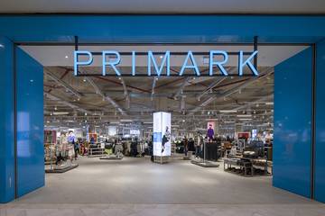 Primark baut 400 Stellen in britischen Filialen ab