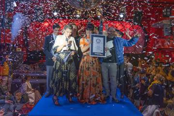 Madrid consigue albergar un doble Récord Guinness de Moda