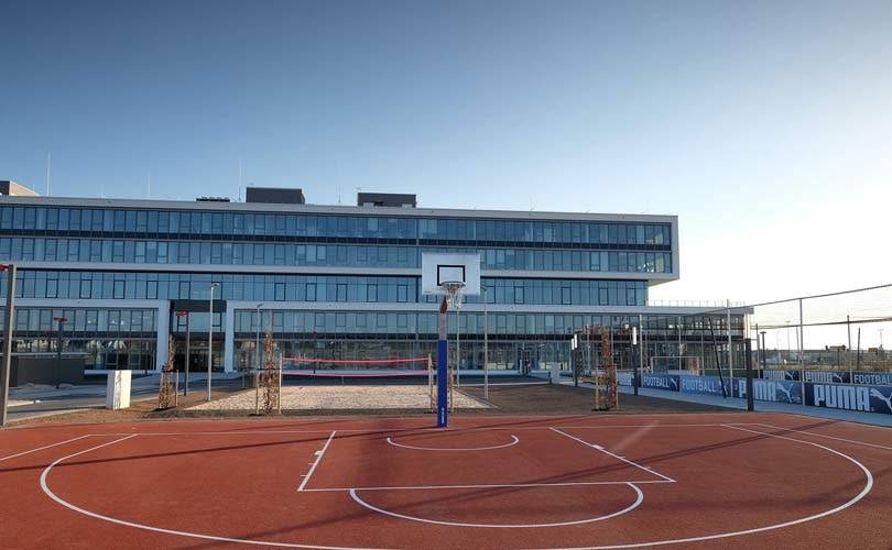 Von der Turnschuh-Fabrik zum Lifestyle-Imperium: 70 Jahre Puma
