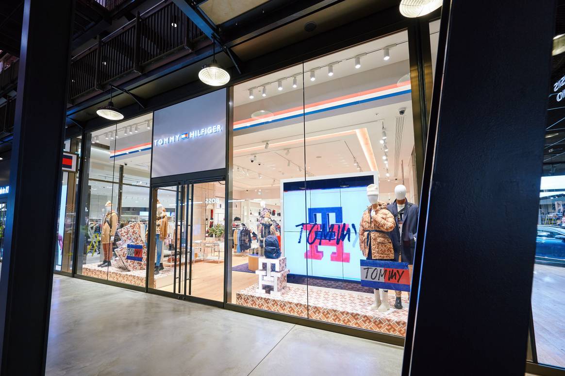 Image: Tommy Hilfiger, Battersea Power Station