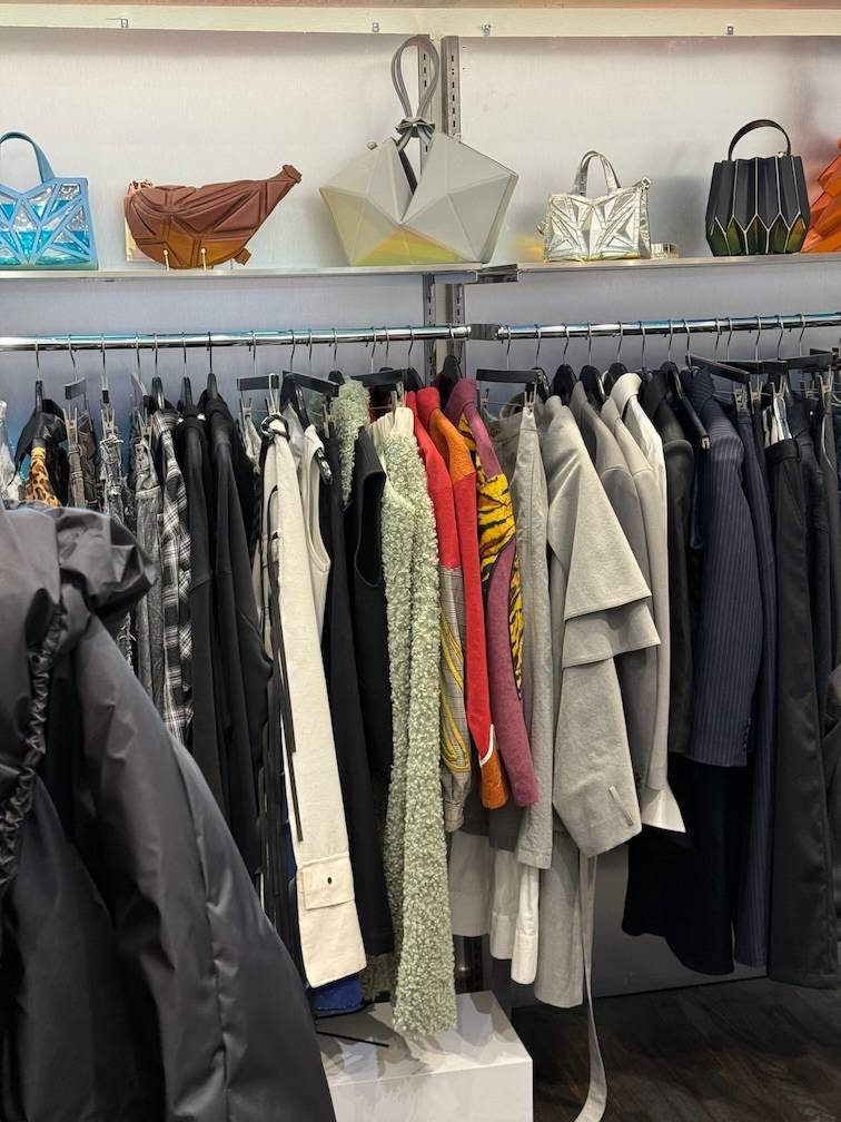 Acima das araras, seleção de bolsas Ryzi