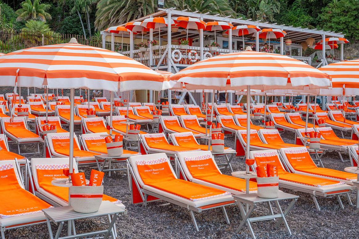 Beach Club de Marciano by Guess en el Arienzo Beach de Positano, Italia.