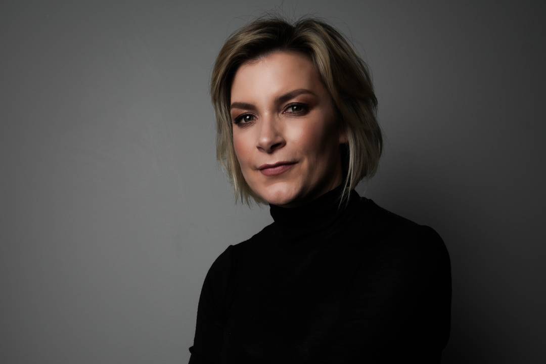 La director buying Julie Gasperini